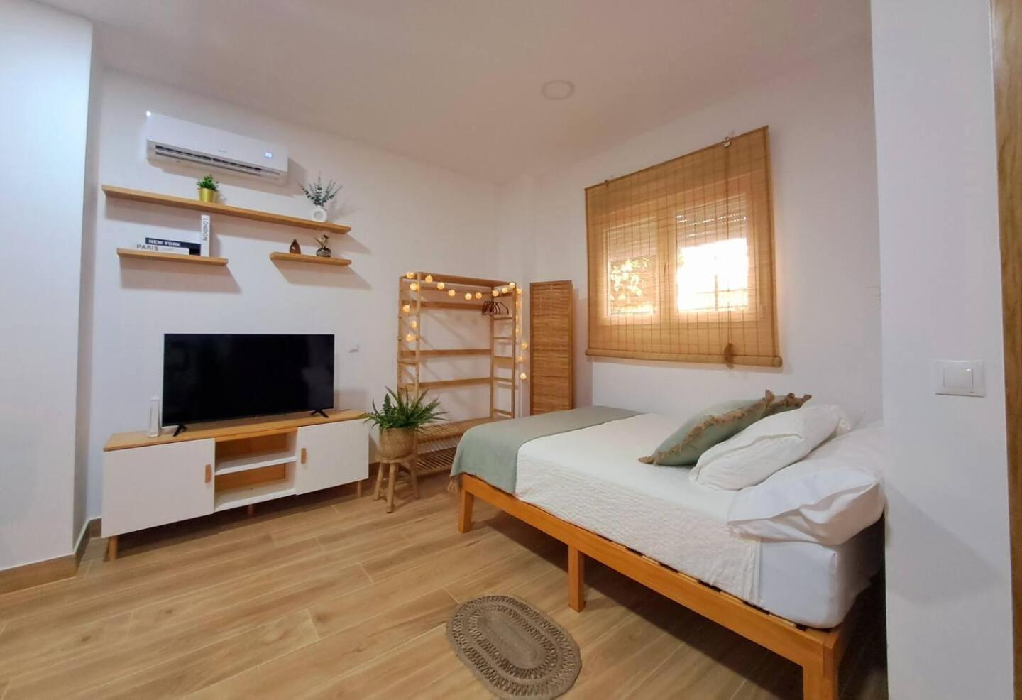סביליה Coffee & Calm Triana Apartment מראה חיצוני תמונה