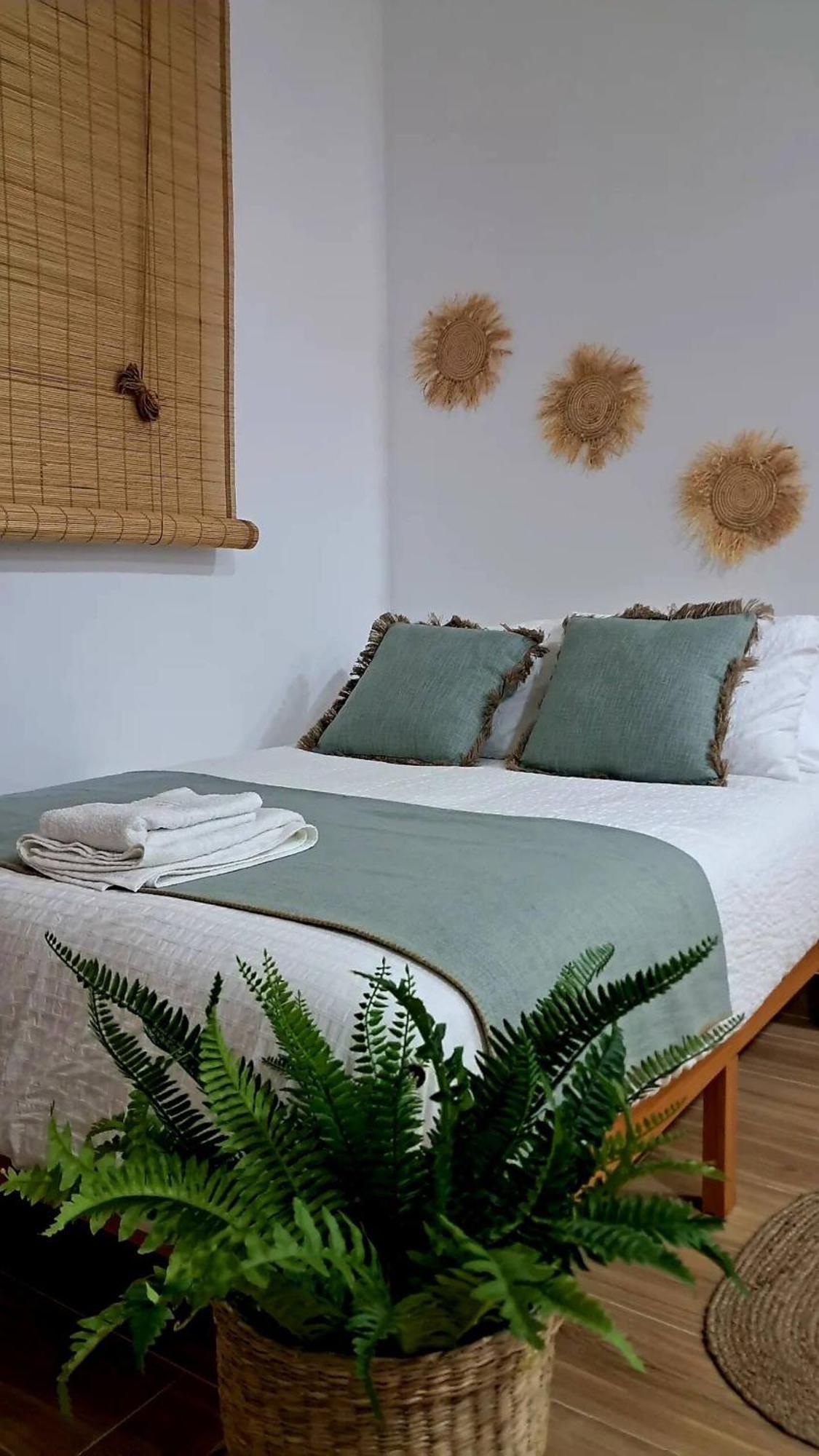 סביליה Coffee & Calm Triana Apartment מראה חיצוני תמונה