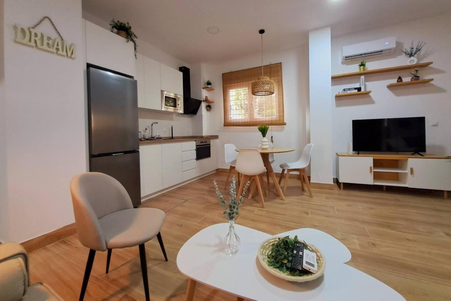 סביליה Coffee & Calm Triana Apartment מראה חיצוני תמונה