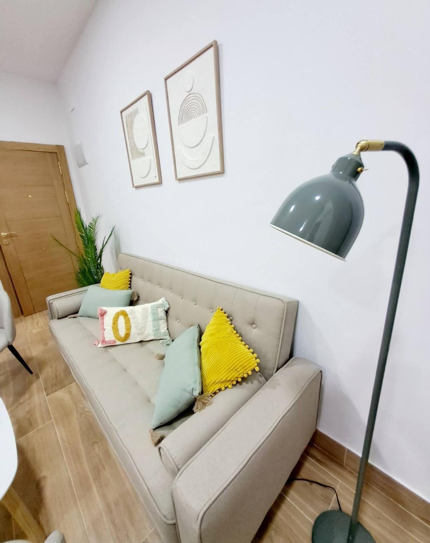 סביליה Coffee & Calm Triana Apartment מראה חיצוני תמונה